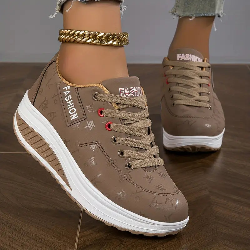 Damskie sneakersy z podwyższoną podeszwą do codziennego użytku